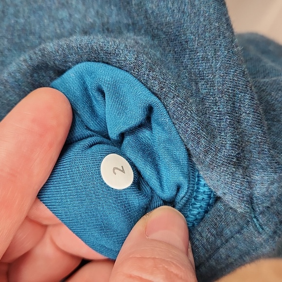 💫Lululemon Coast Wrap II Heathered Alberta Lake - Picture 7 of 7